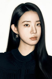 الممثل Shin Si-ah
