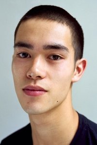 الممثل Sky Yang
