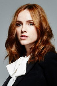 الممثل Sophie Rundle