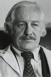الممثل Strother Martin