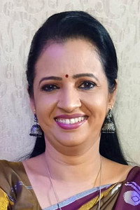 الممثل Sujatha Babu