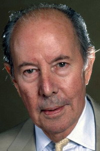 المخرج Terence Young