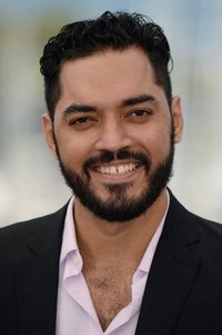 الممثل Thomas Aquino