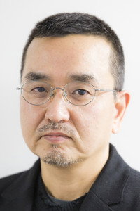 المخرج Tomoyuki Takimoto