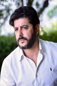 الممثل Toni Issa