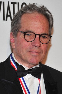 المخرج Tony Bill
