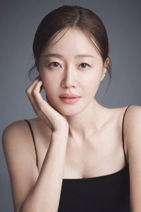 الممثل Uhm Ji-won