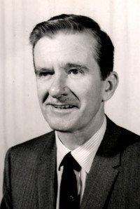 المخرج William Cottrell