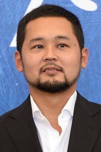 المخرج Yasushi Kawamura